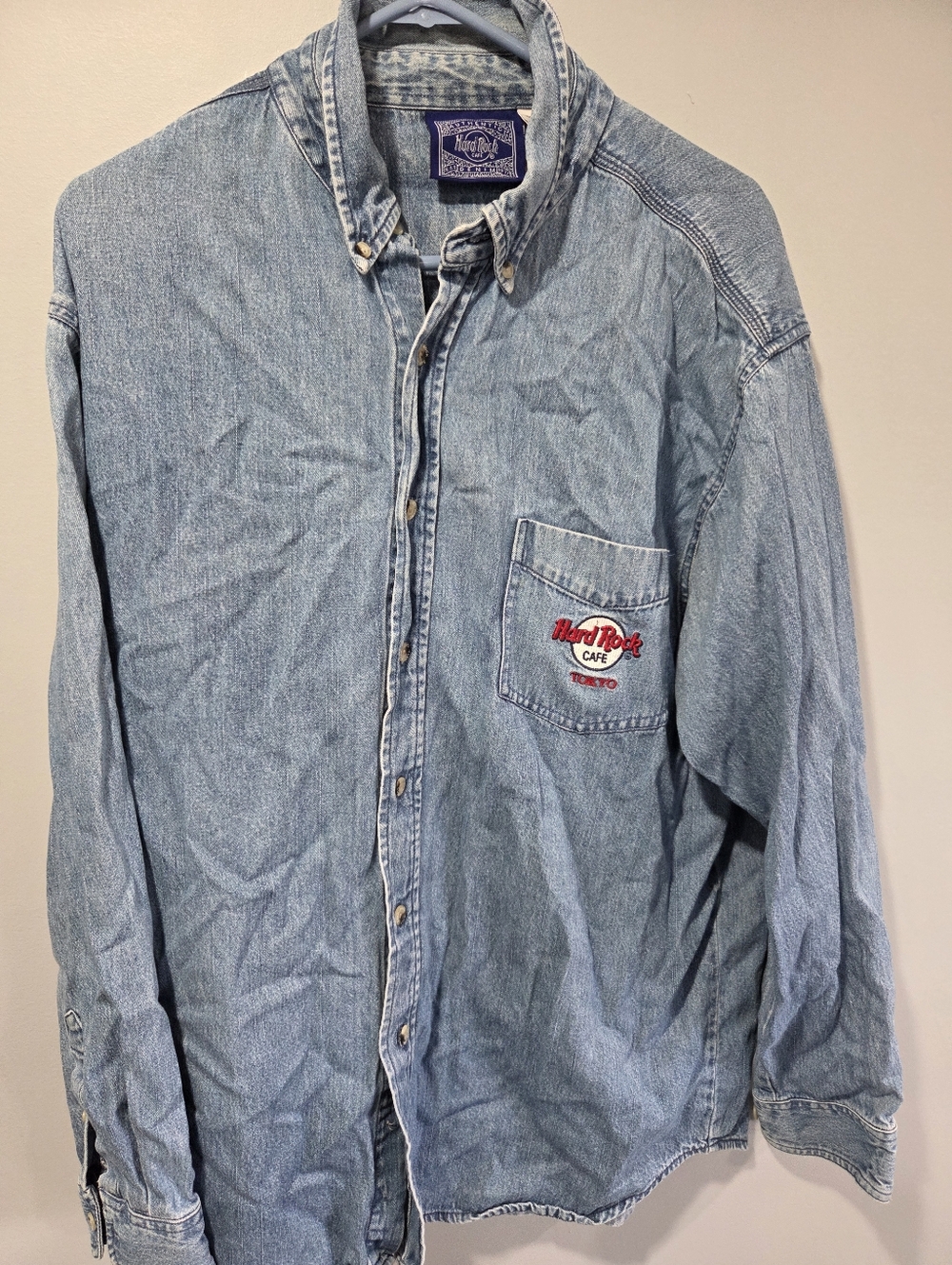 Vintage Hard Rock Cafe MENS LARGE Denim Button Up  Embroidered Tokyo XL Little
